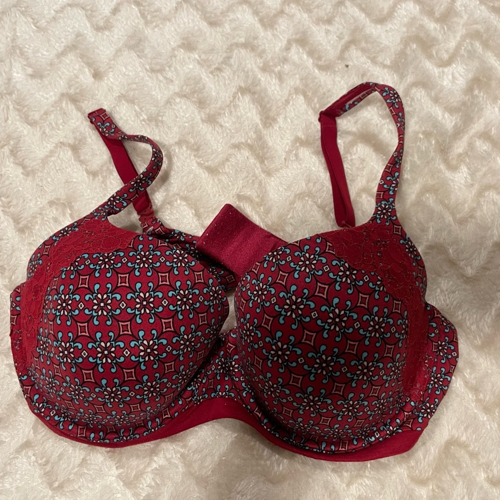 Victoria Secret lined Demi